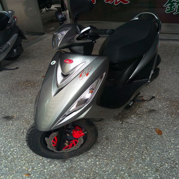 台北流當機車拍賣2016年KYMCO 光陽 GP 125 好騎代步車 喜歡價可議 ZG073